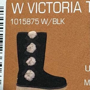 Koolaburra by UGG Black Winter Boots with Cream Accents